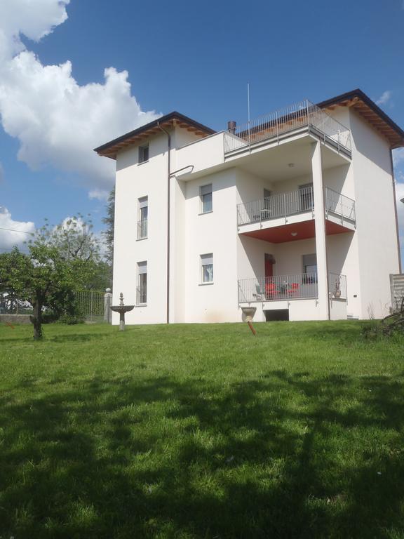 Villa Emilia Castronno Exterior foto